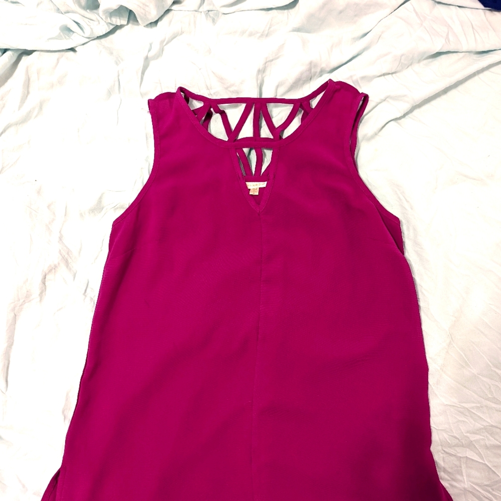 Neon purple business cas tank top